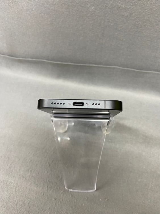 ����Ʊ�͹����� SIM�ե꡼iPhone16e 128GB �֥�å���������0���ݾڤ���