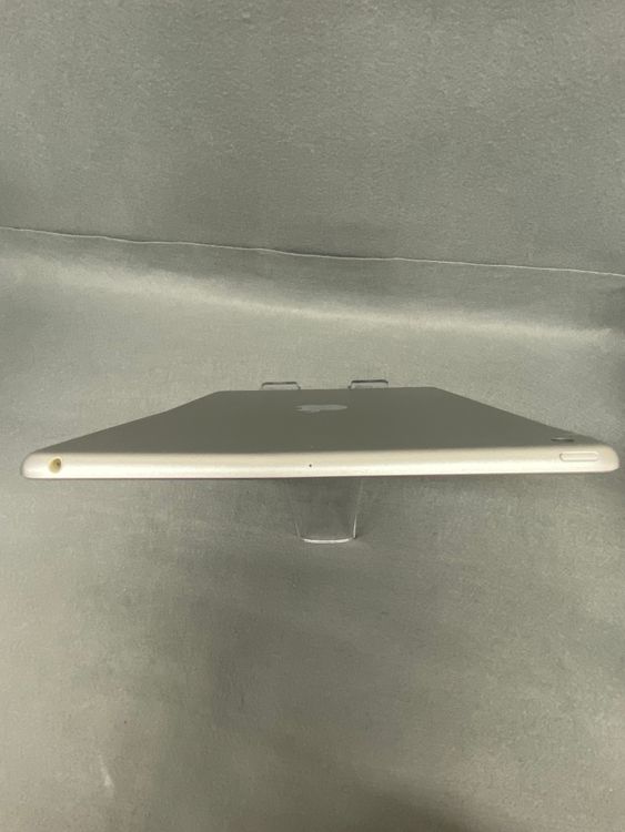 ���� Wi-Fi�� iPad ��9���� 64GB ����С���