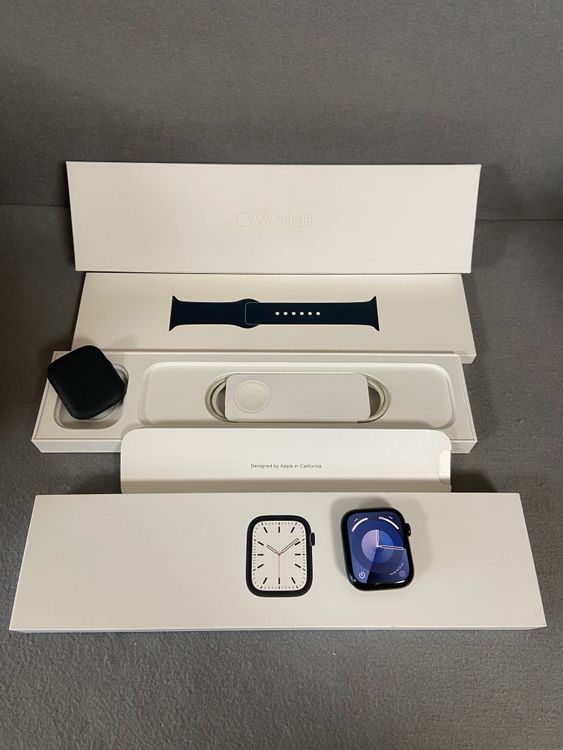 Ķ  Apple Watch Series7 Cellular 32GB 45mm