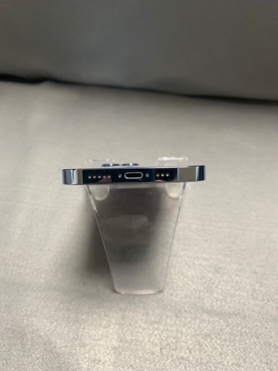 美品 Appleストア版 SIMフリー iPhone13 Pro 128GB シエラブルー色