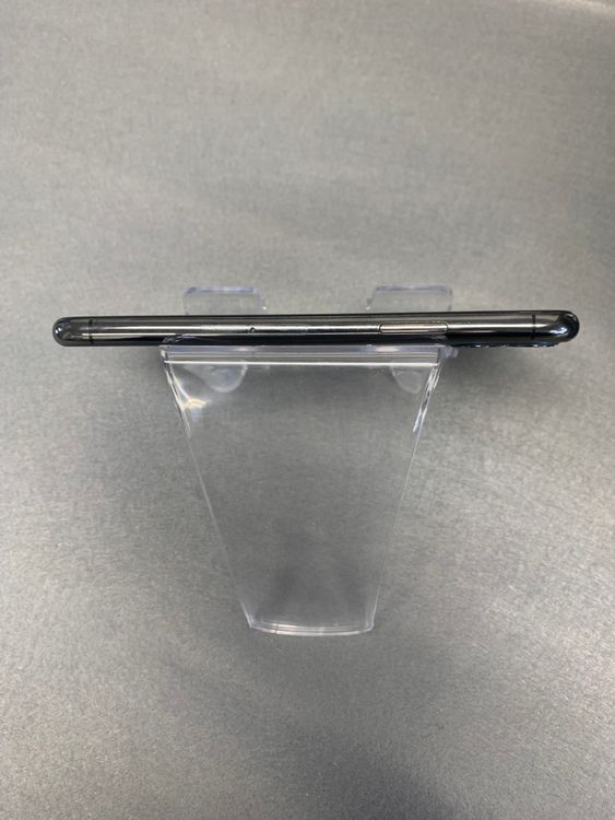 ��š������ǡ�SIM�ե꡼��iPhone11 Pro 64GB�����ڡ������쥤��