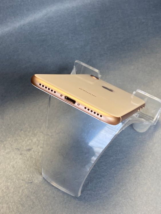 ���� �����ǡ�SIM�ե꡼��iPhone8 64GB ������ɿ�