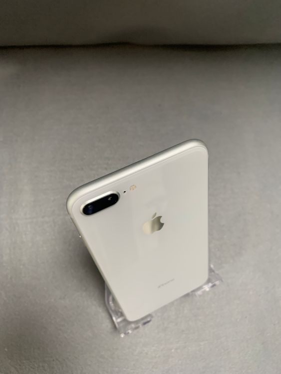中古 国内版 SIMフリー iPhone8 Plus 256GB シルバー色
