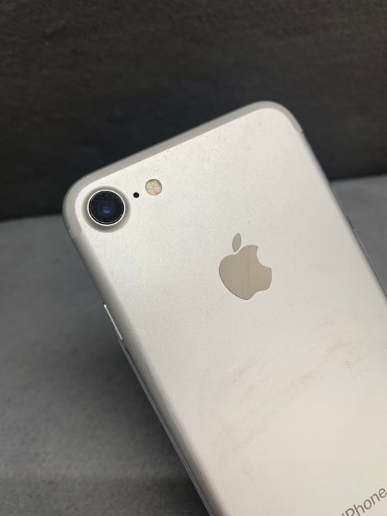 ���� ������ SIM�ե꡼ iPhone7 128GB ����С���