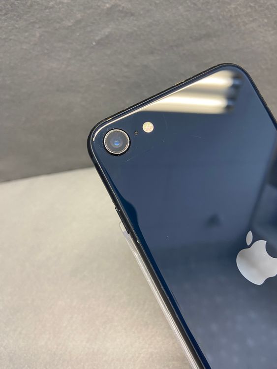 ��� ������ SIM�ե꡼ iPhoneSE �裳���� 64GB �ߥåɥʥ��ȿ�