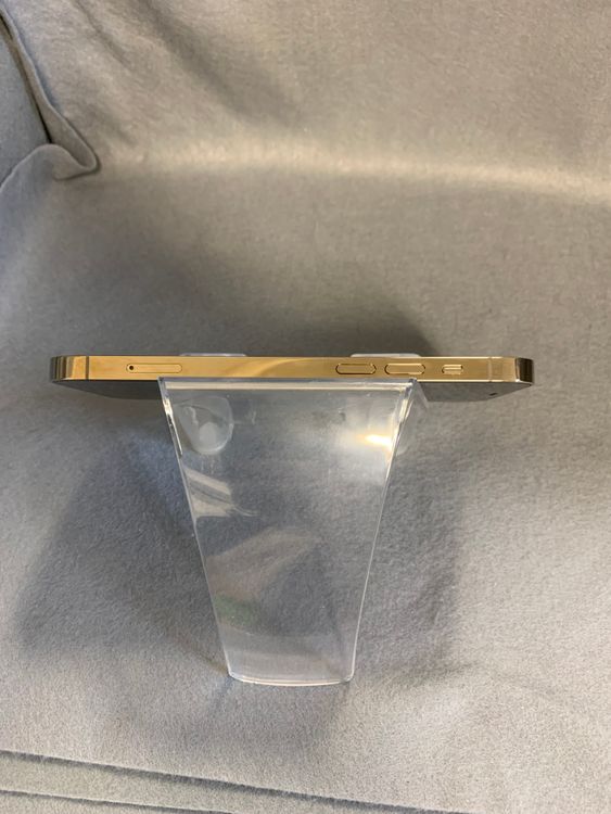 Ķ���ʡ������ǡ�SIM�ե꡼��iPhone12 Pro 512GB ������ɿ�