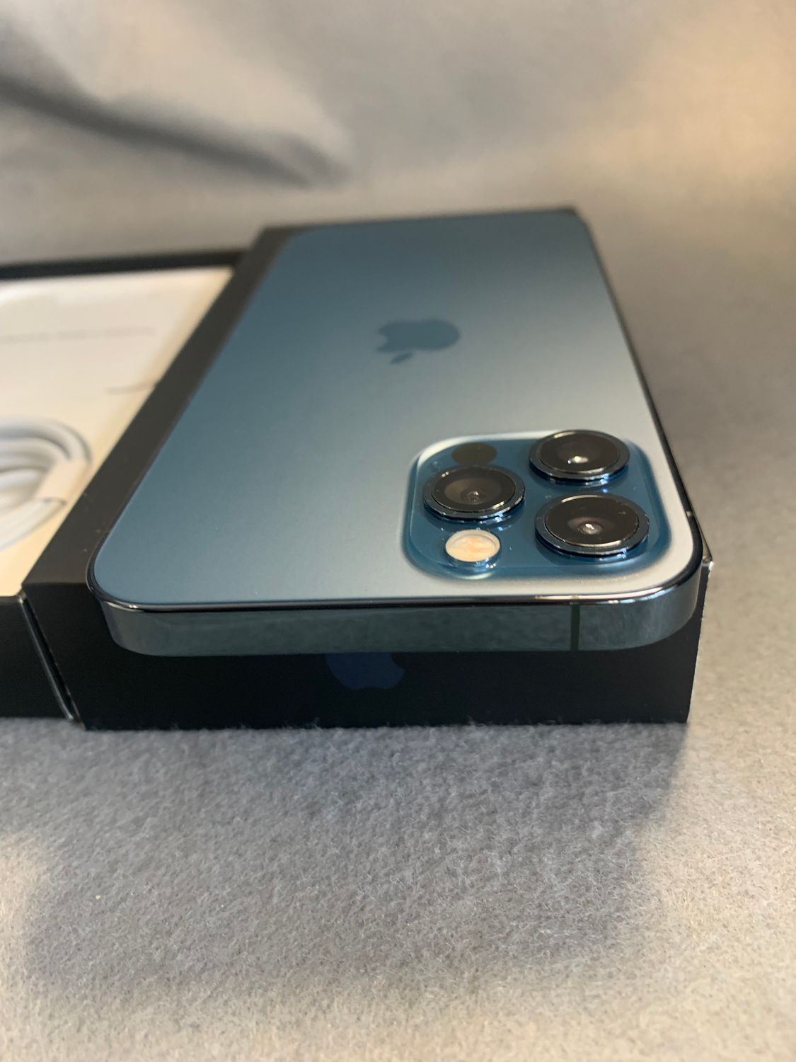 ムスビー｜超美品 国内版 SIMフリー iPhone12 Pro 256GB パシフィック