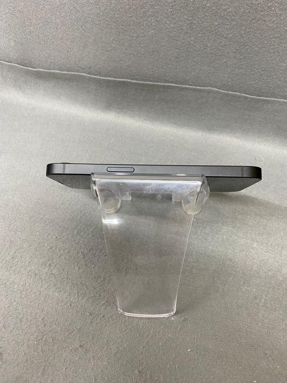 ����Ʊ�͹����� SIM�ե꡼iPhone16e 128GB �֥�å���������0���ݾڤ���