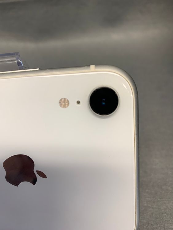 ���ʡ������ǡ�SIM�ե꡼��iPhone XR 64GB �ۥ磻�ȿ�
