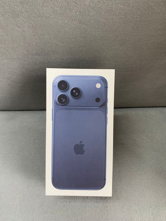 ����̤���� Apple���ȥ��� SIM�ե꡼ iPhone17 Pro Max 512GB