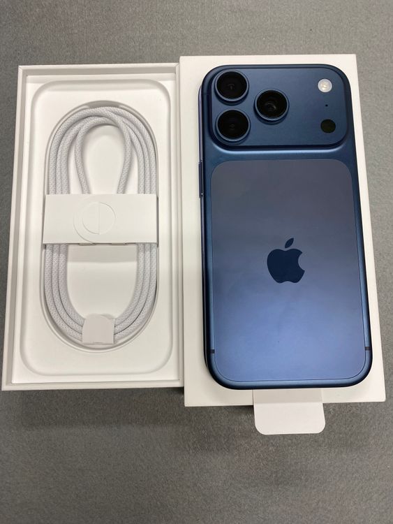 ����̤���ѡ������ǡ�SIM�ե꡼��iPhone17 pro 1TB