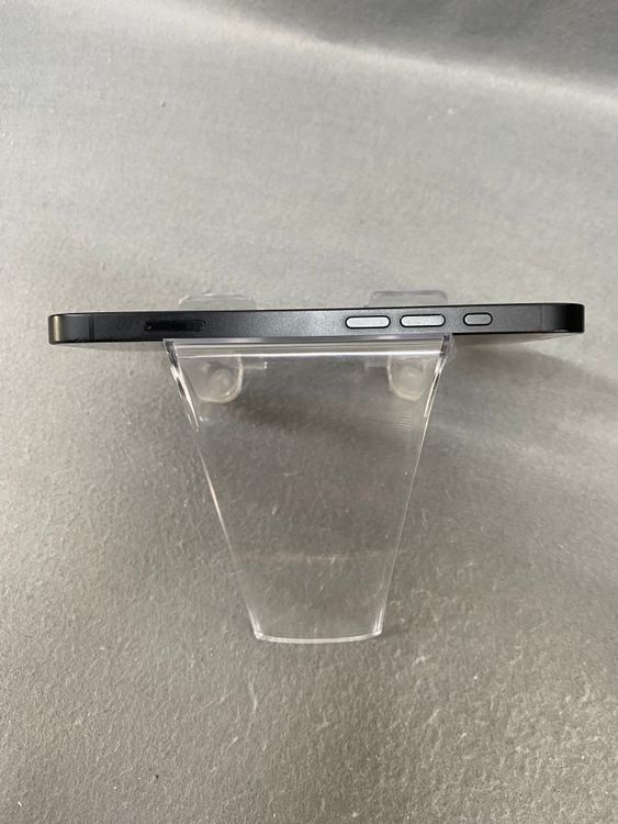 ���� ������ SIM�ե꡼ iPhone16e 128GB �֥�å��� �Хåƥ꡼100��