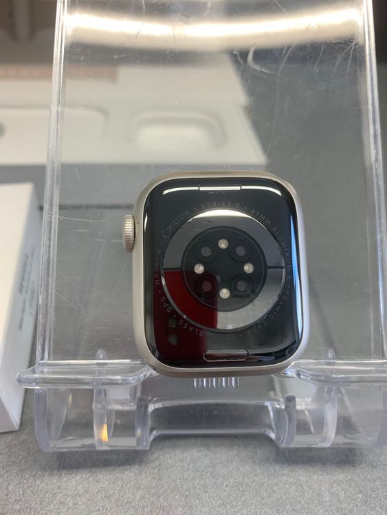 ���� Apple Watch 8 GPS��ǥ� 41mm 32GB �������饤��