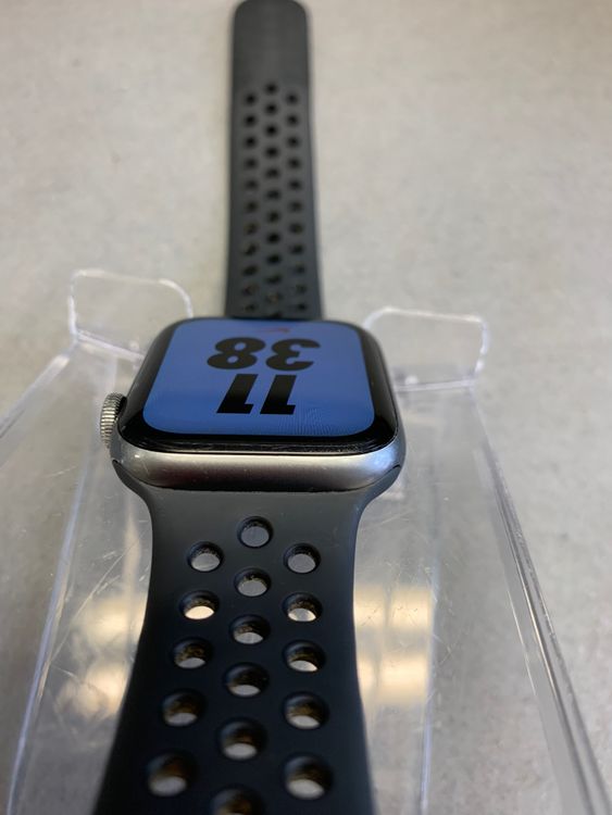 ��� ������ Apple Watch Series4 GPS�� 44mm 16GB  ���ڡ������쥤
