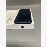 ���ʡ������ǡ�SIM�ե꡼��iPhoneSE ��2���塡 64GB �֥�å���