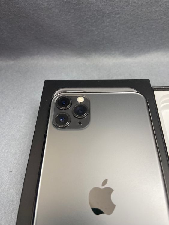 ���� ������ SIM�ե꡼ iPhone11 Pro Max 64GB ���ڡ������졼��