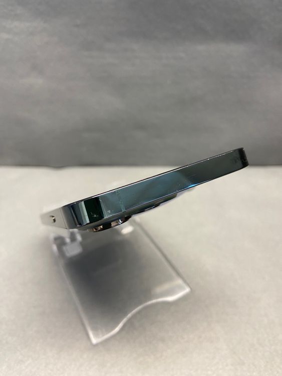 ���ʡ������ǡ�SIM�ե꡼��iPhone13 Pro 256GB ����ѥ��󥰥꡼��