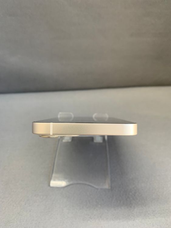 Ķ���� Apple���ȥ��� SIM�ե꡼ iPhone13 128GB �������饤�ȿ�