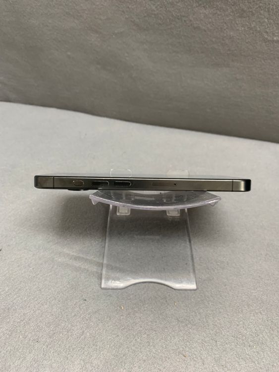 ���� ������ SIM�ե꡼ iPhone15 Pro 128GB �֥�å������˥��࿧