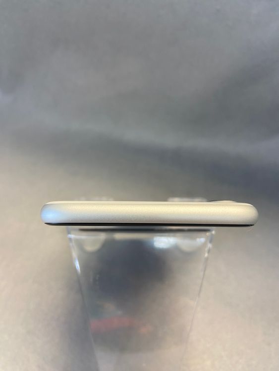 Ķ���ʡ������ǡ�SIM�ե꡼��iphoneSE �������塡64GB �ۥ磻�ȿ�