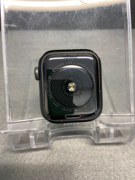 ���� Apple Watch SE ��1���� 32GB GPS��ǥ� 40mm ���ڡ������쥤