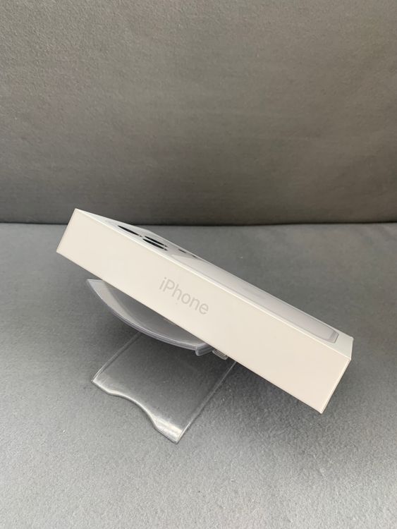 ����̤���� Apple���ȥ��� SIM�ե꡼ iPhone17 Pro 256GB ����С���