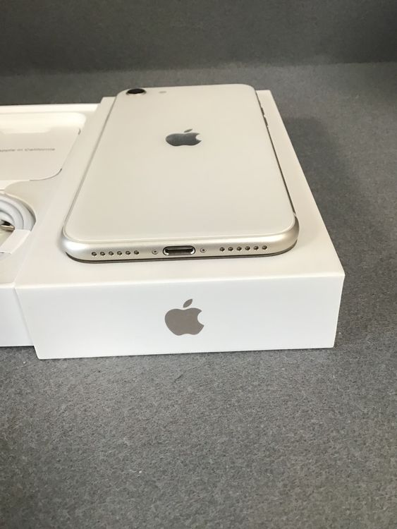 ĶʡǡSIMե꡼iPhoneSE 3塡 64GB 饤ȿ