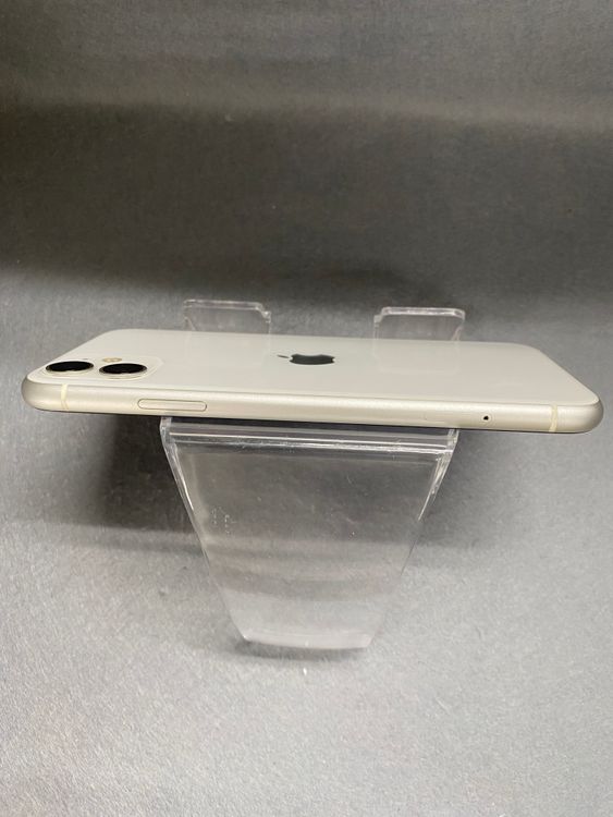 Ķ���ʡ������ǡ�SIM�ե꡼��iPhone11 256GB �ۥ磻�ȿ�