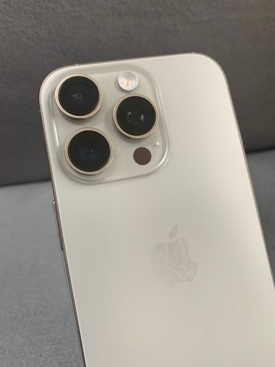 ���� ������ SIM�ե꡼ iPhone16 Pro 256GB ���Ų�� 4��