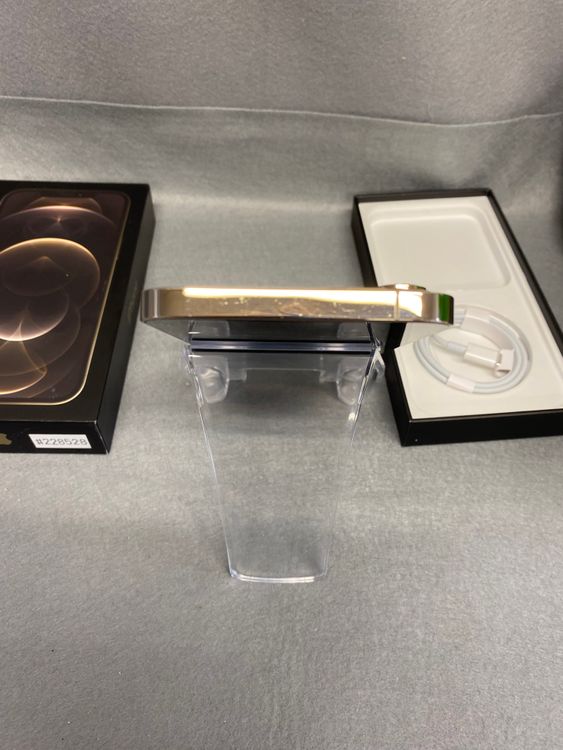 Ķ���ʡ������ǡ�SIM�ե꡼��iPhone12 Pro max 512GB ������ɿ�