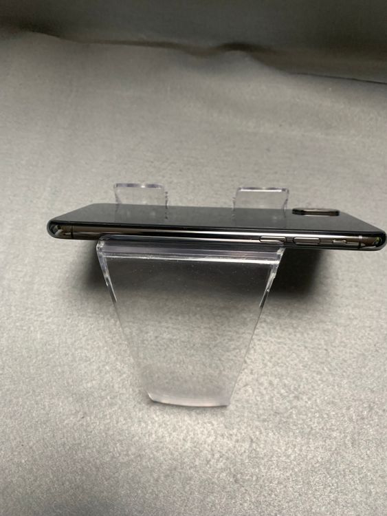 ��������� ������ SIM�ե꡼ iPhoneXS 64GB ���ڡ������졼��