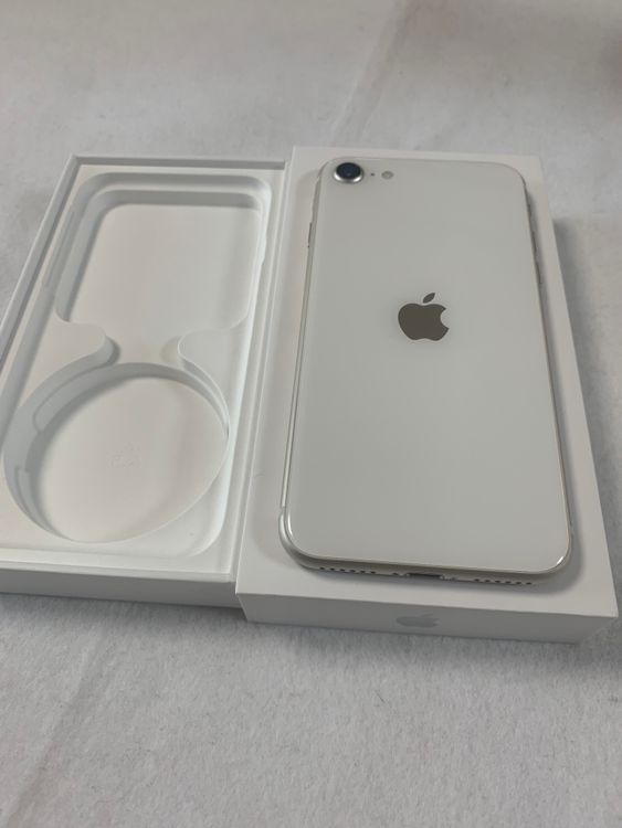 ムスビー｜超美品 国内版 simフリー iPhoneSE 第3世代 128GB 