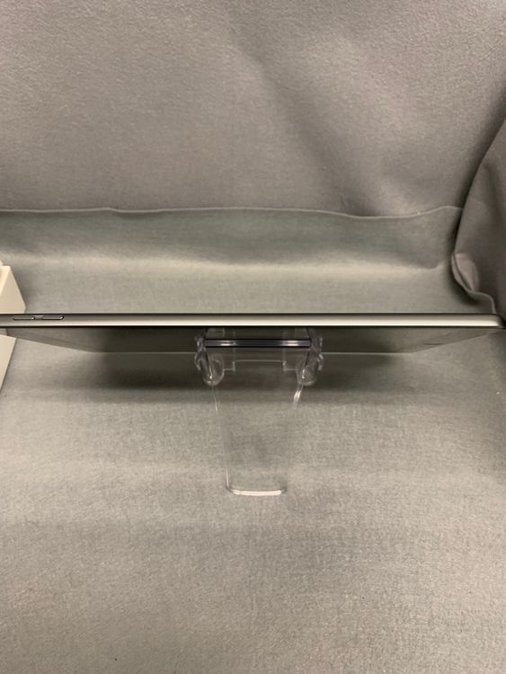 ���ʡ������ǡ�Wi-Fi�ǡ�iPad ��9���塡64GB �����ڡ������쥤��