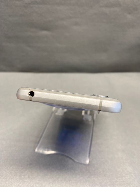 ���ʡ������ǡ�SIM�ե꡼��AQUOS sense3 64GB ����С���