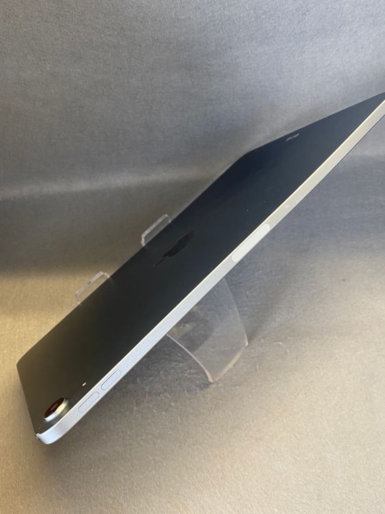 ���� ��iPad Air ��4���� 64GB WiFi�� �������֥롼��