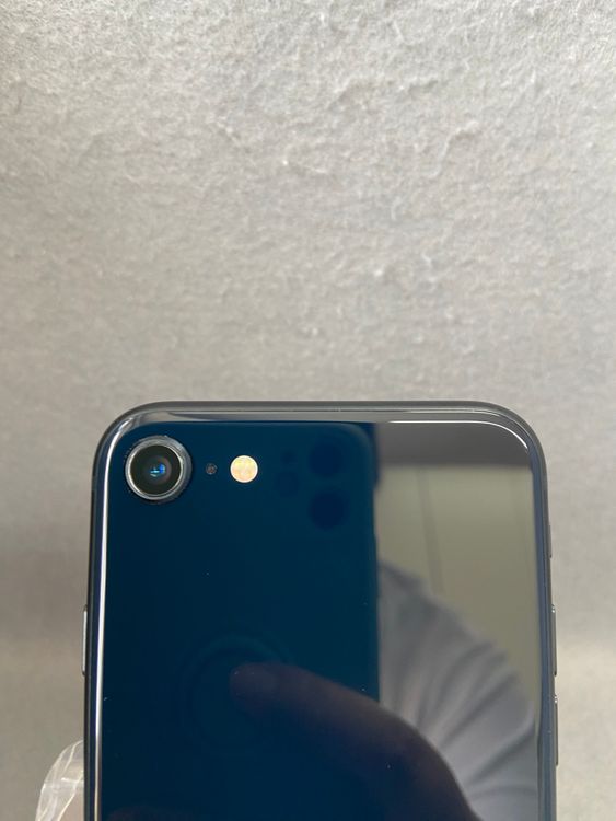 Ķ���ʡ������ǡ�SIM�ե꡼��iPhoneSE��3���� 64GB �ߥåɥʥ��ȿ�