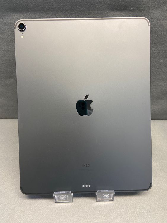 ���� iPad Pro 12.9����� ��3���� 256GB Wi-Fi�� ���ڡ������졼��
