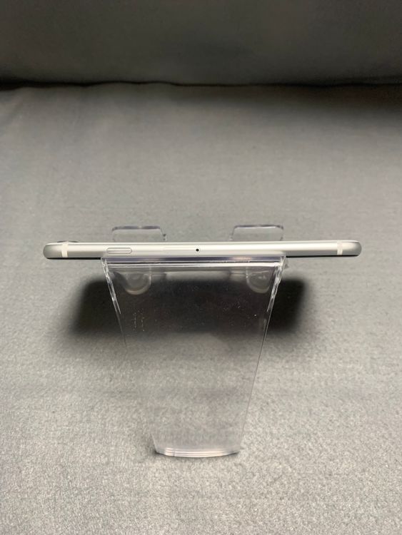   SIMե꡼ iPhoneSE 2 64GB ۥ磻ȿ