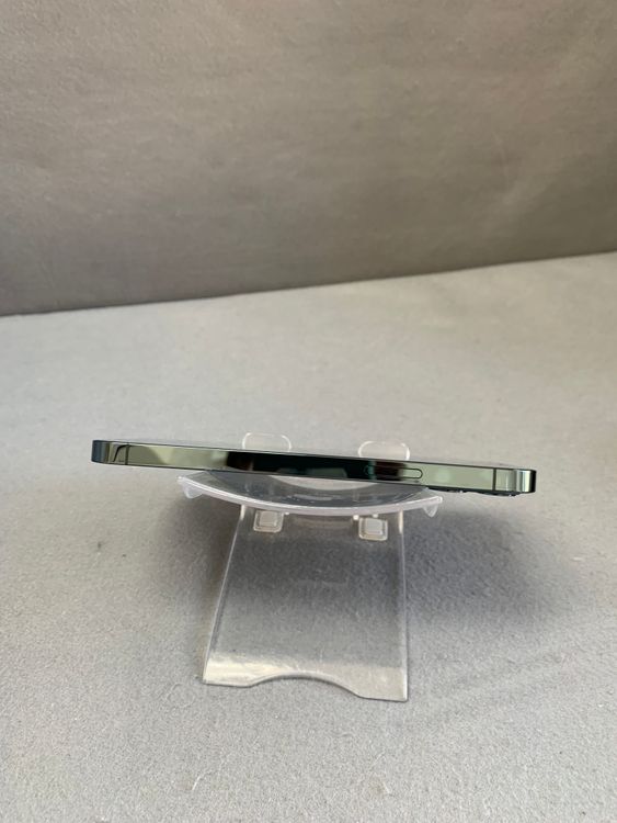 Ķ���� ������ SIM�ե꡼ iPhone12 Pro 256GB �ѥ��ե��å��֥롼��