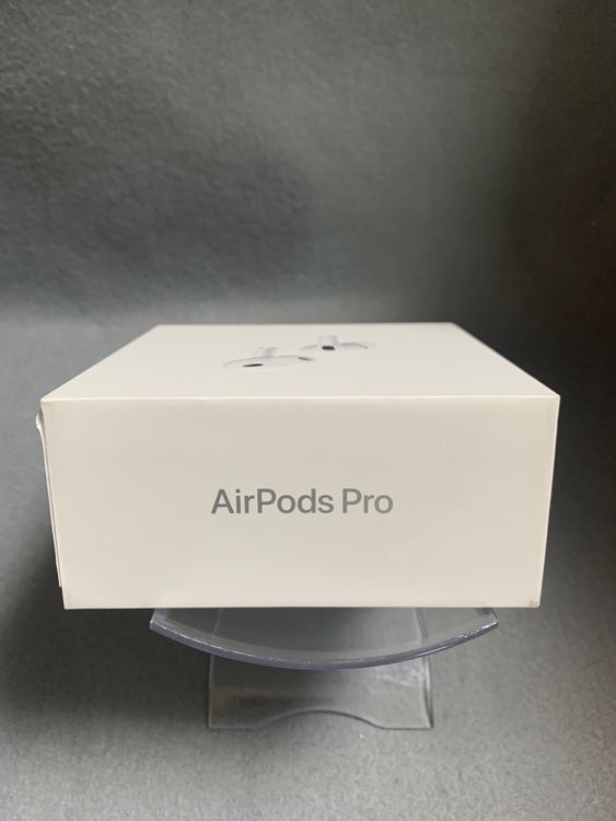 ̤ AirPods Pro 2 MagSafe ť USB-C