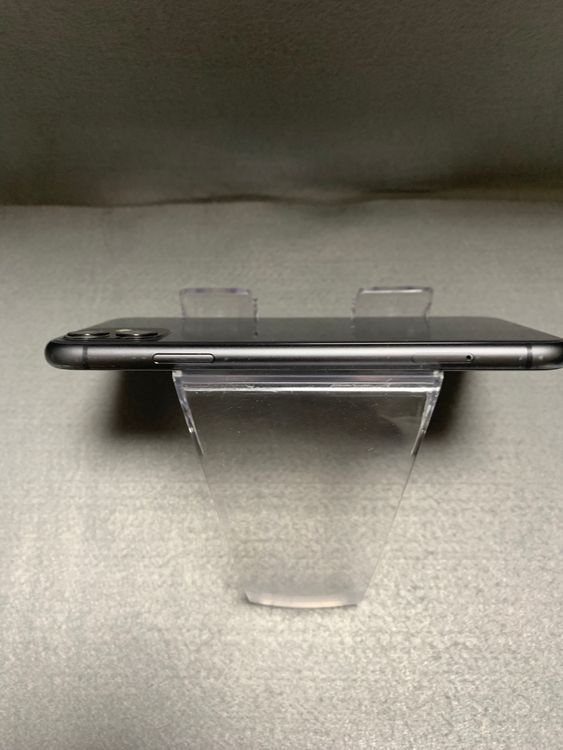 ���������� ������ SIM�ե꡼ iPhone11 128GB �֥�å���