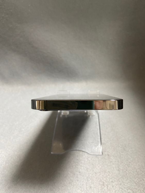 Ķ���� ������ SIM�ե꡼ iPhone12 Pro 128GB ����ե����ȿ�