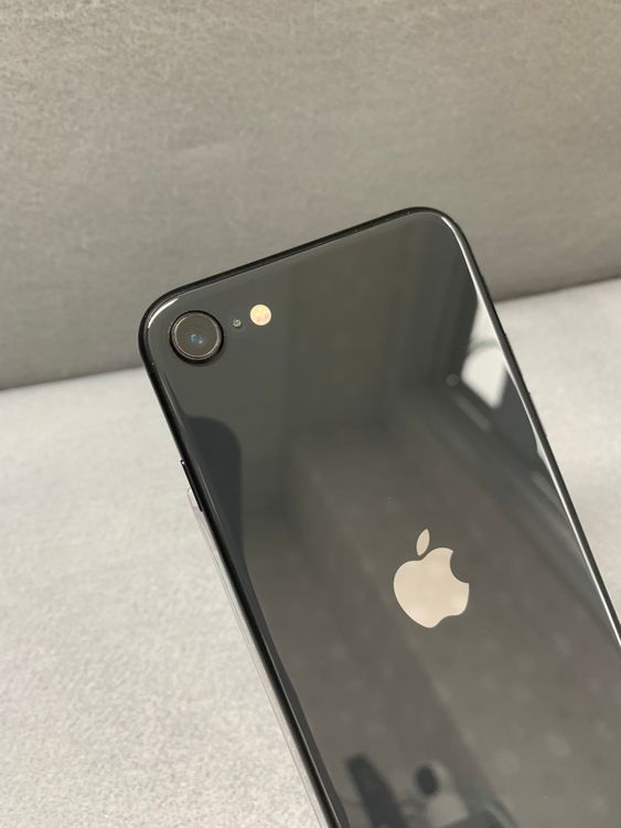 Ķ���� ������ SIM�ե꡼ iPhoneSE �裲���� 64GB �֥�å���