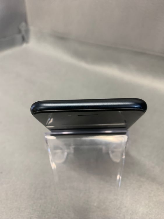 ���ʡ������ǡ�SIM�ե꡼��iPhoneSE-3 64GB �ߥåȥ饤�ȿ�