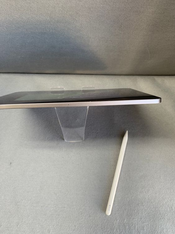 ���� iPad Pro 11����� ��4���� WiFi�� 128GB Apple Pencil �դ�
