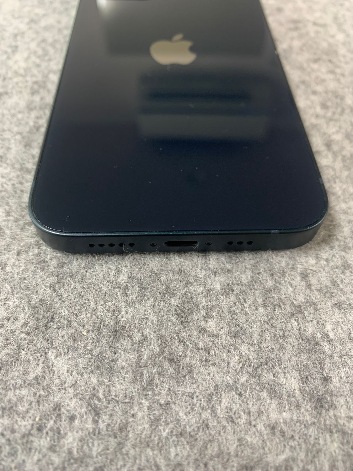 ムスビー｜美品 国内版 SIMフリー iPhone13 128GB ミッドナイト