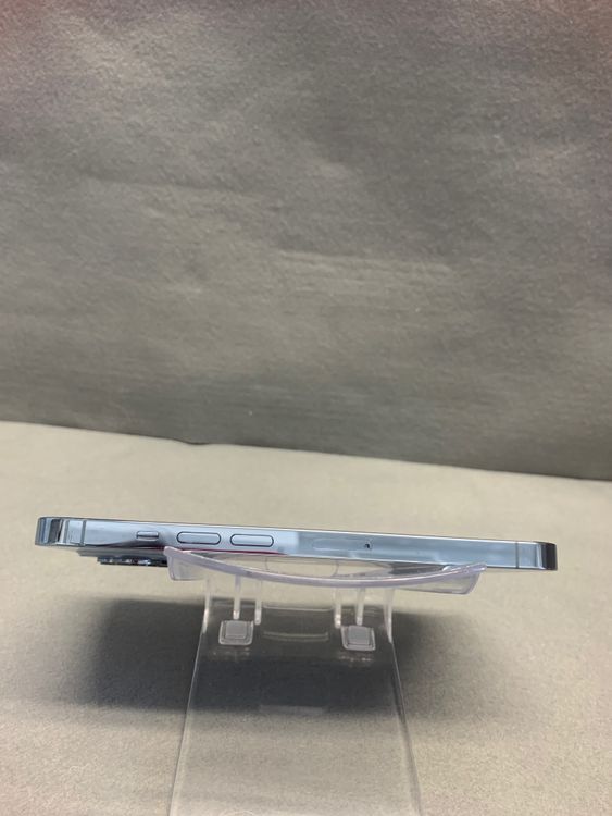 ���� Apple���ȥ��ǡ�SIM�ե꡼ iPhone13 Pro 256GB ������֥롼��