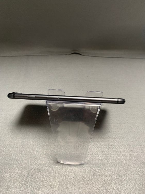 ʡåץ륹ȥǡSIMե꡼iPhone8 Plus 64GB ڡ졼