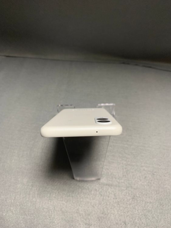 ĶʡǡSIMե꡼arrows We 64GB ۥ磻ȿ