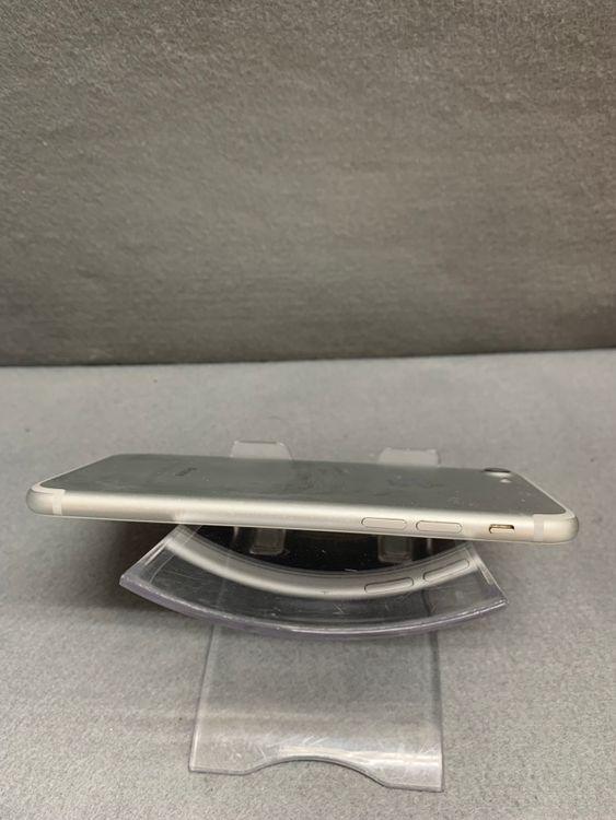 ���� ������ SIM�ե꡼ iPhone7 128GB ����С���
